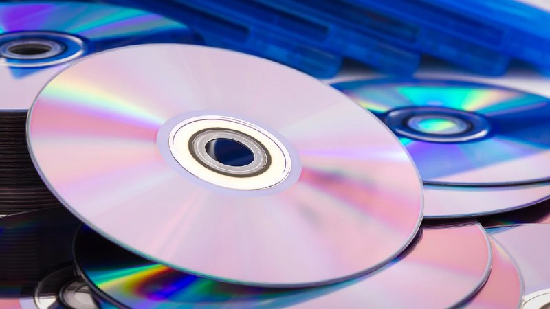 Sony права? Дисковые копии игр почти не продаются