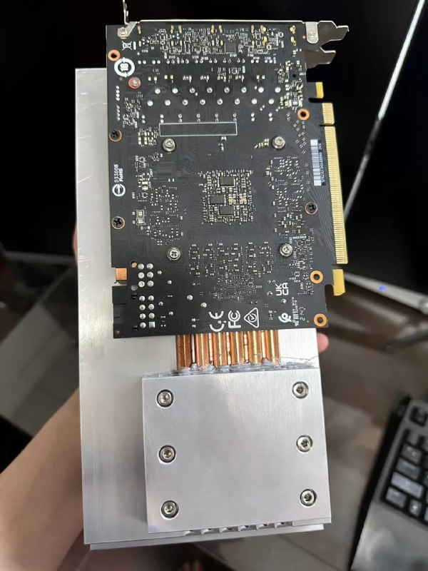 Энтузиаст снарядил RTX 4060 полностью пассивным охлаждением